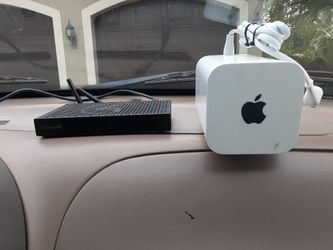Apple wifi router with antenna