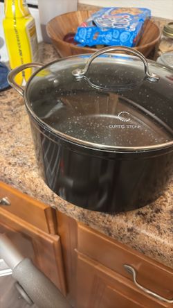 Curtis Stone With Lid Excellent Condition You Pick Up In Oakmont