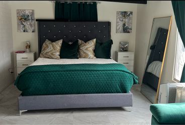 Upholstered Bed Frame with Tufted Headboard with Mattress ( Cal king )