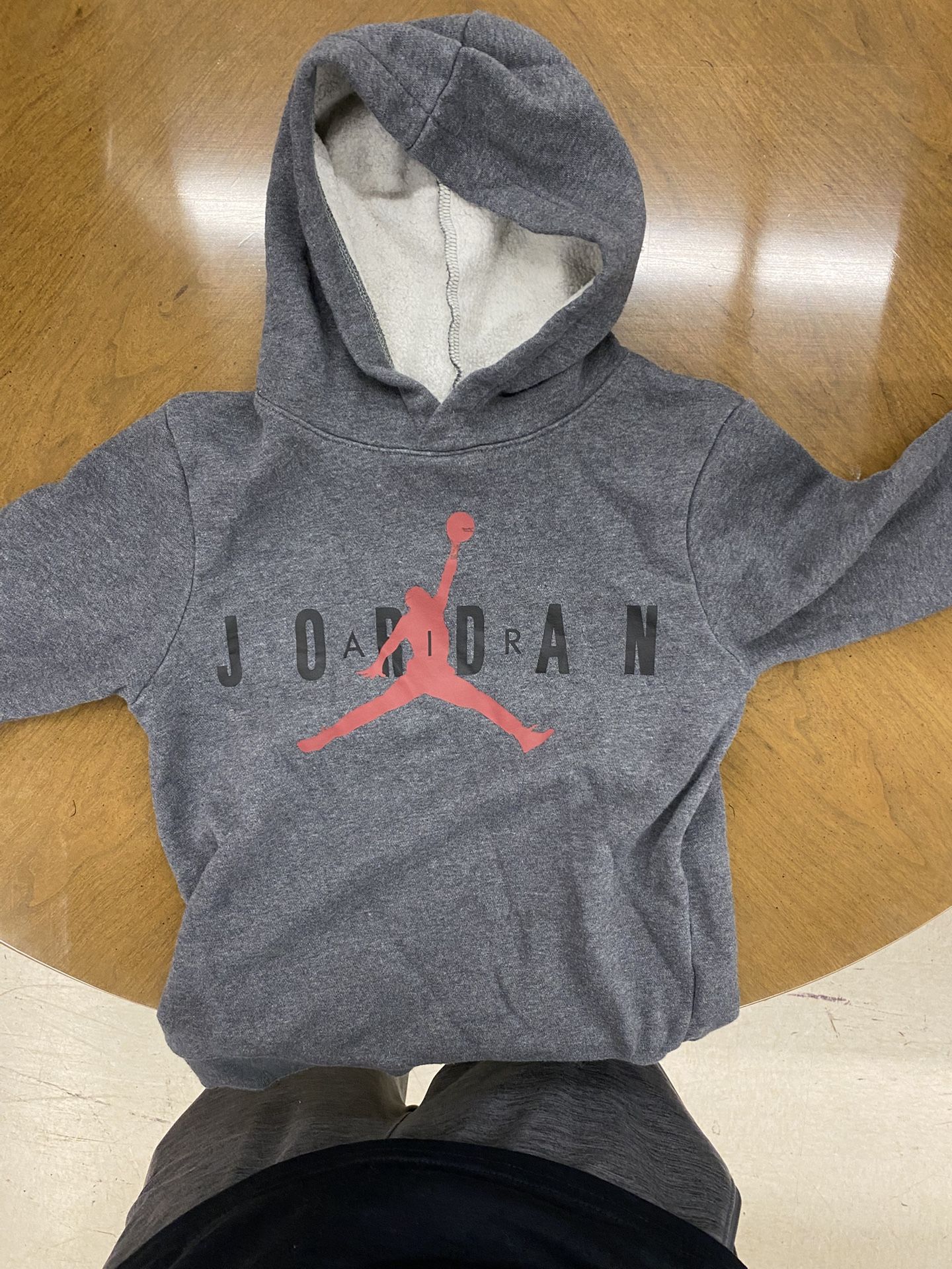 Jordan sweatshirt size 8