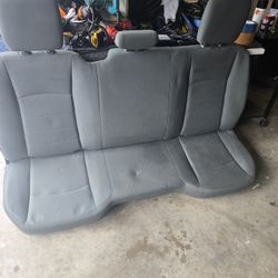 Asiento Trasero Ram 2015