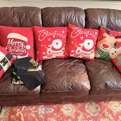 5 Sofa Throw Pillows + More Pillow Cover Sets – Good Condition