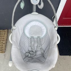 Graco baby swing