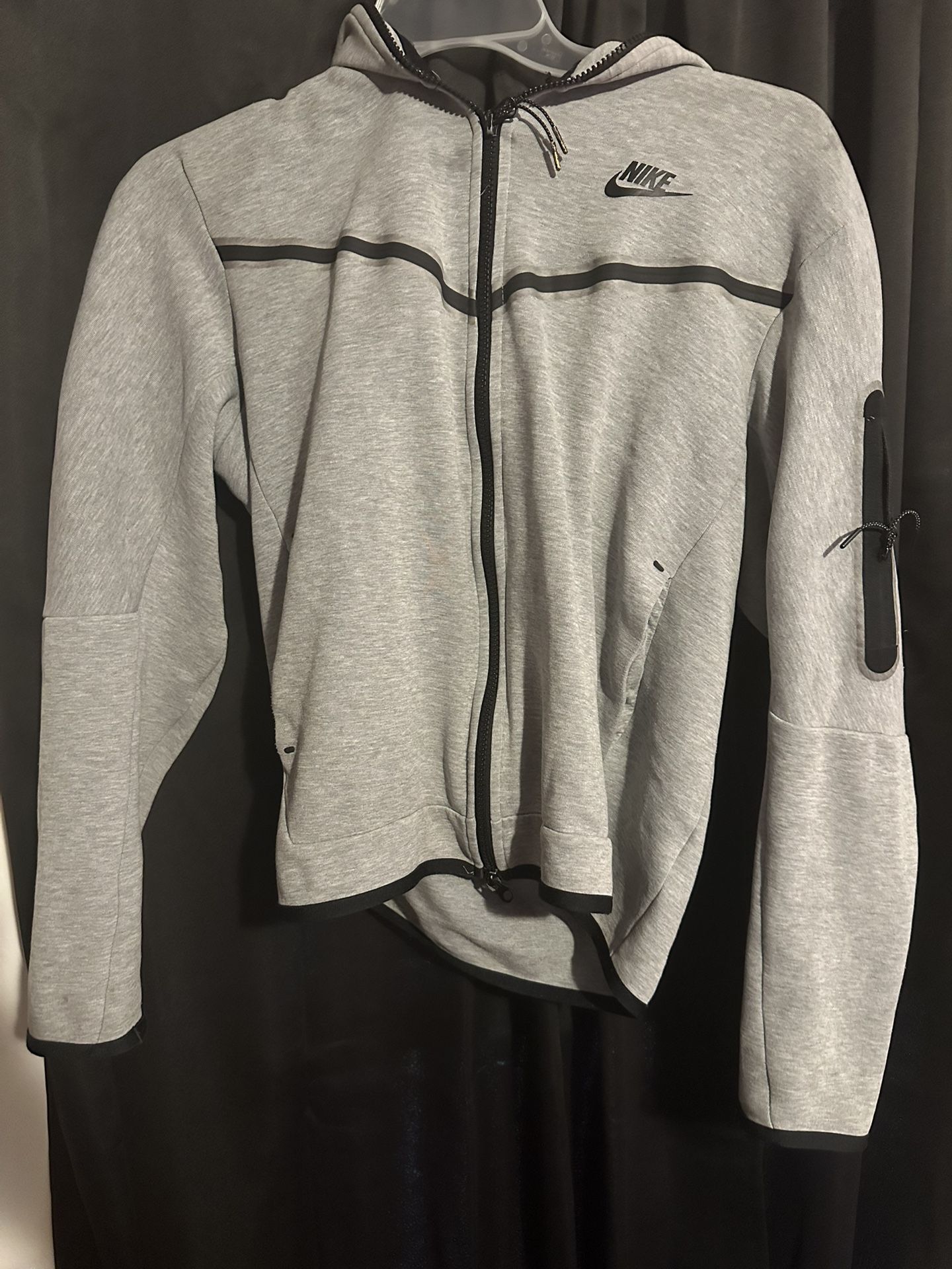 Grey Nike tech Men’s