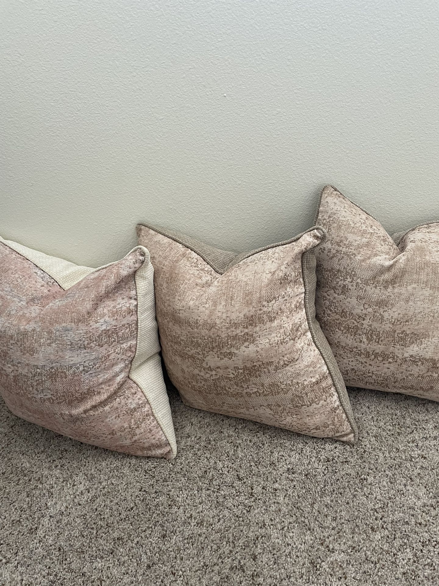 Throw Pillows