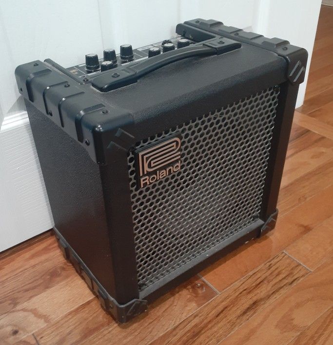 Roland Guitar Amplifier