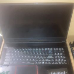 Gaming PC + Gaming Monitor Combo