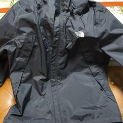 North face Women’s Rain Jacket 