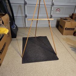 Easel