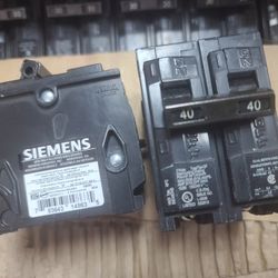 40 Amp 2-Pole QPH 22 kA Circuit Breaker