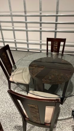Dining table set