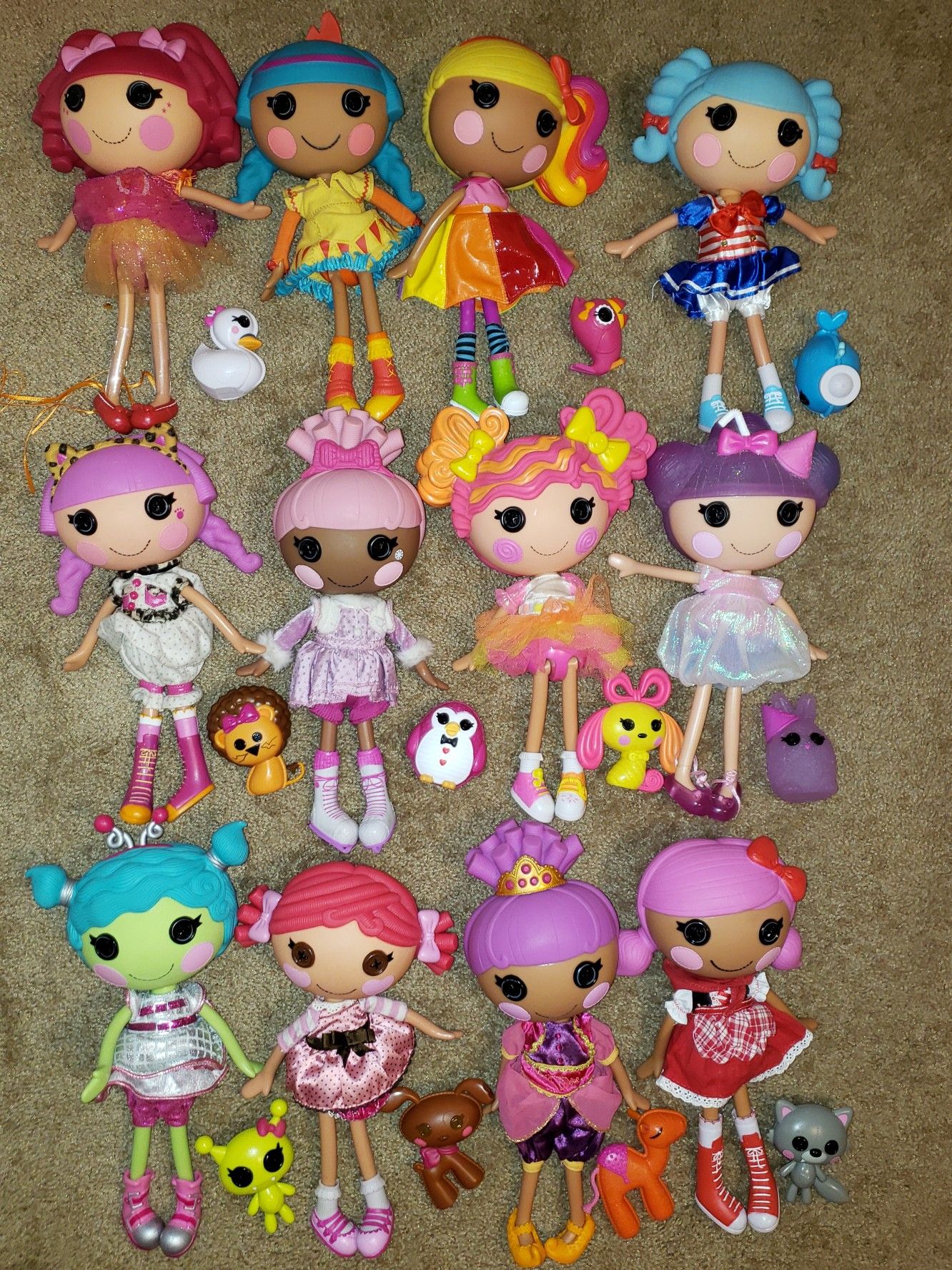 Huge lot of lalaloopsy full size dolls