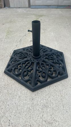 Rod iron umbrella stand good condition