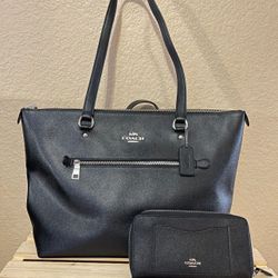 Authentic COACH Purse & Wallet Set