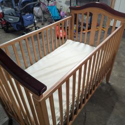 Ragazzi Adjustable Baby Crib, Solid Maple, Made In Canada