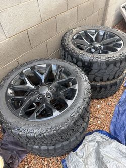 Snowflake 22in black glossy