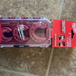 Milwaukee Tube Cutter Set 