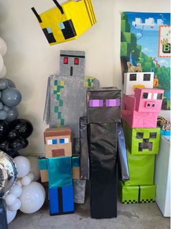Minecraft party decor