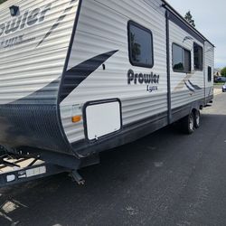  2015
Heartland
Prowler Lynx
Model: 27 LX
Class
