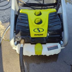 Pressure Washer 