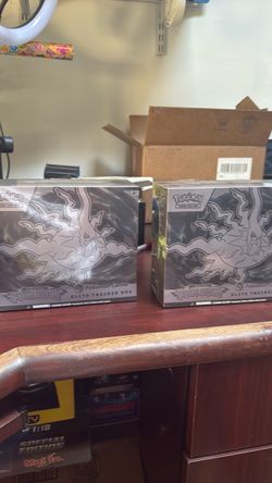 Pokémon Pitch Black Pokémon Center ETB — Sealed