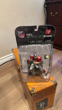 2010 Eli manning collectable