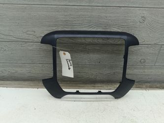 2014-2018 Chevy Silverado / GMC Sierra Center Dash Radio Bezel Trim