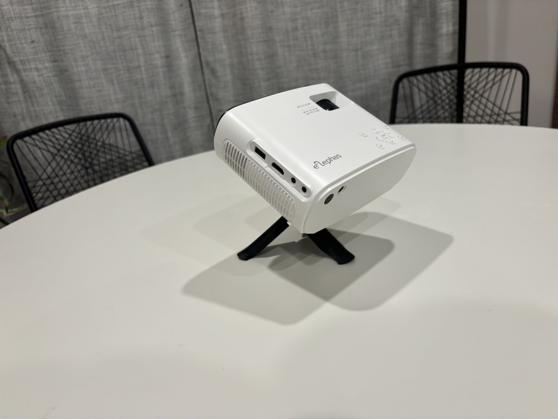 Elephas Mini LED Projector