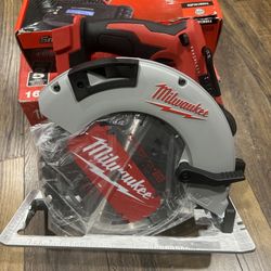 M18 18V Lithium-Ion Brushless Cordless 7-1/4 in. Circular Saw
