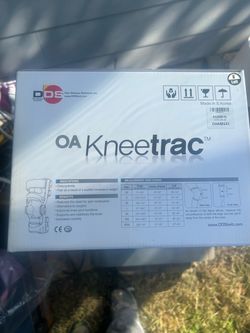 DDS OA Kneetrac Knee Brace Size Small Left and  right