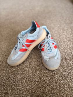 Adidas W 9.5