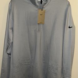 Nike Victory Men's Dri-FIT 1/2-Zip Golf Top