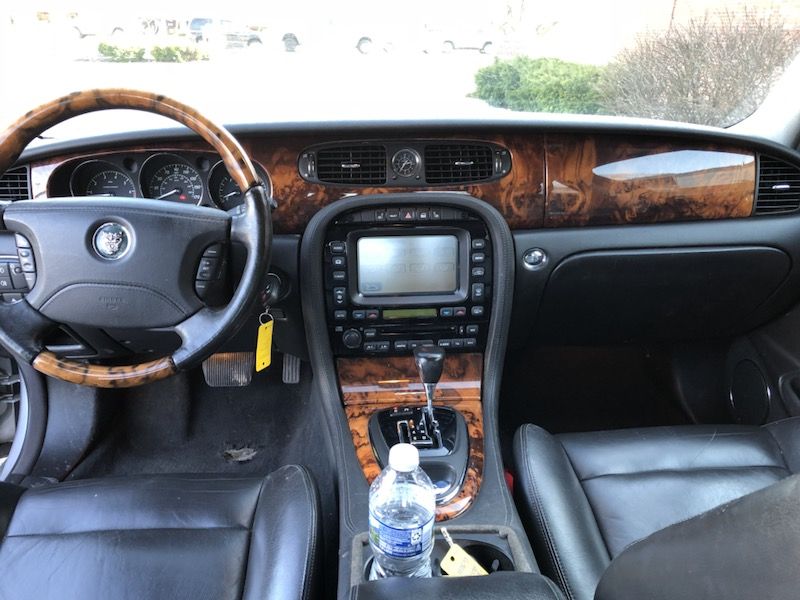 2004 jaguar xjR supercharged v8