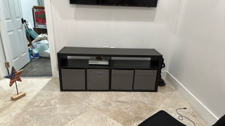 Media console