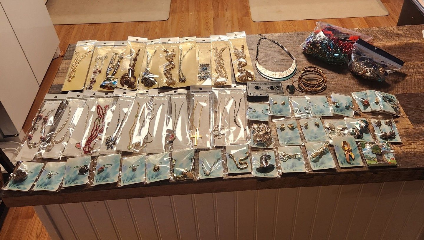 Jewelry Lot
