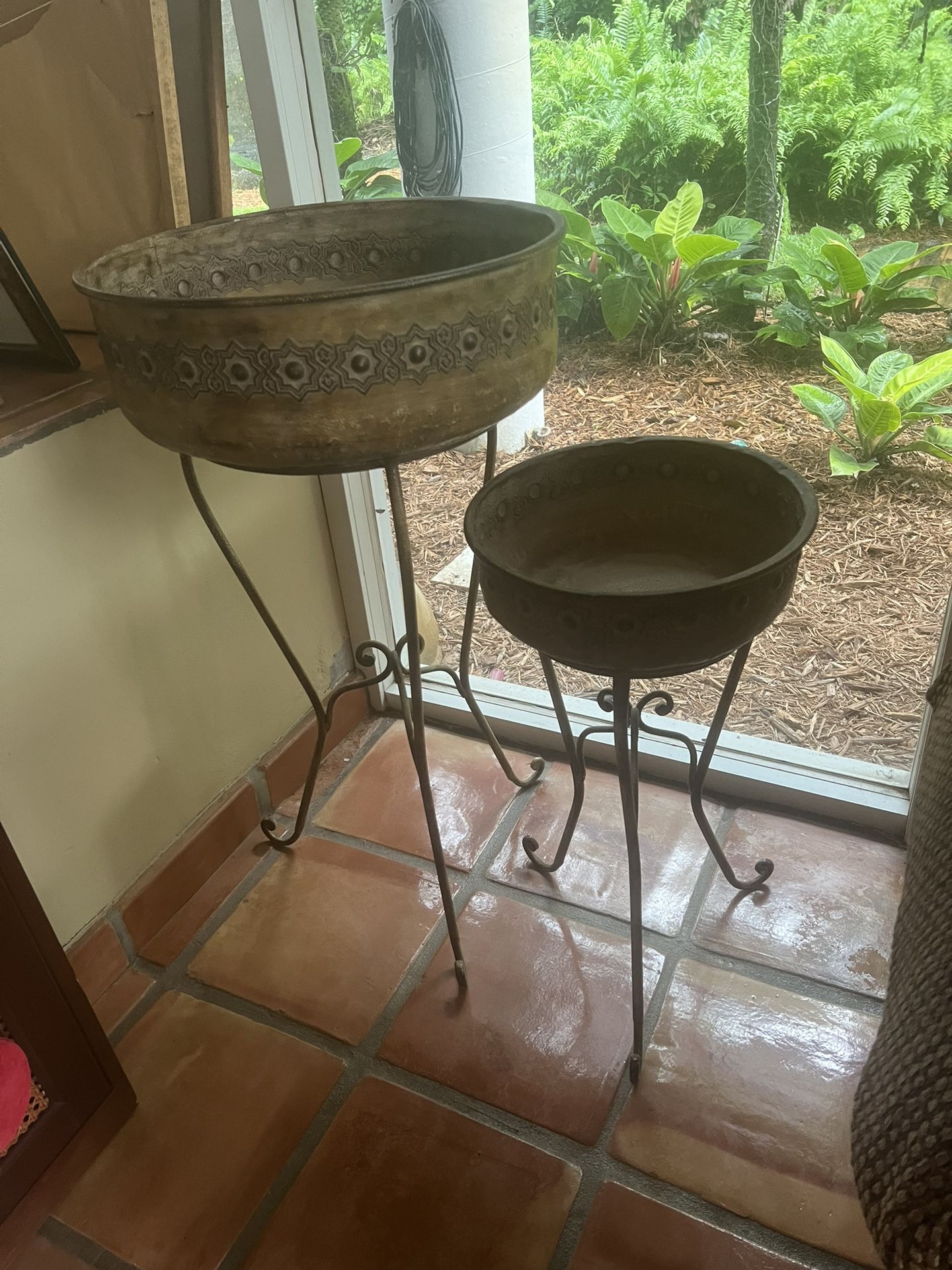 Decorative Metal Stands for Sale in Miami, FL OfferUp
