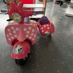 Minnie Mouse Ride On 
