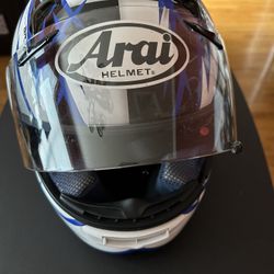 Arai Medium 7 - 7 1/2 Size Helmet 