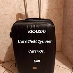 RICARDO 
HardShell Spinner CarryOn Luggage 
$40
