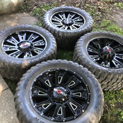 20” 8x180 Bolt Pattern Solo (2) Yantas Están Buenas Las Otras (2) Están Brincadas 