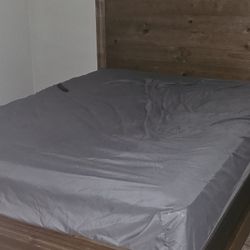 Living Room And Queen Size Bedroom Set