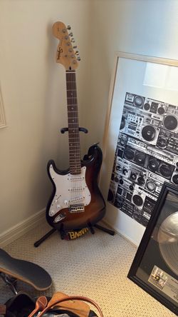 Squier Stratocaster Left Handed Guitar