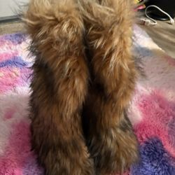Faux Fur Women’s Boots Size 9