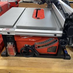 Milwaukee M18 Cordless Table Saw $399.99