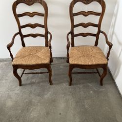Free Chairs