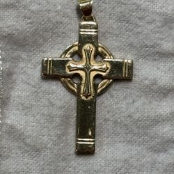 Price reduced. Retired James Avery 14k Yellow Gold Cross Pendant