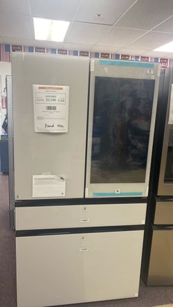 Samsung 28.6 cu ft Bespoke 4-Door French Doir Refrigerator with AI Family Hub+ & AI Vision Inside