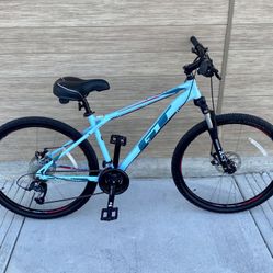 🍒✨ NOB Beautiful GT Laguna Pro Women’s MTB Mountain Bike 27.5” 24 Speed Medium M $480 OBO 🍒✨