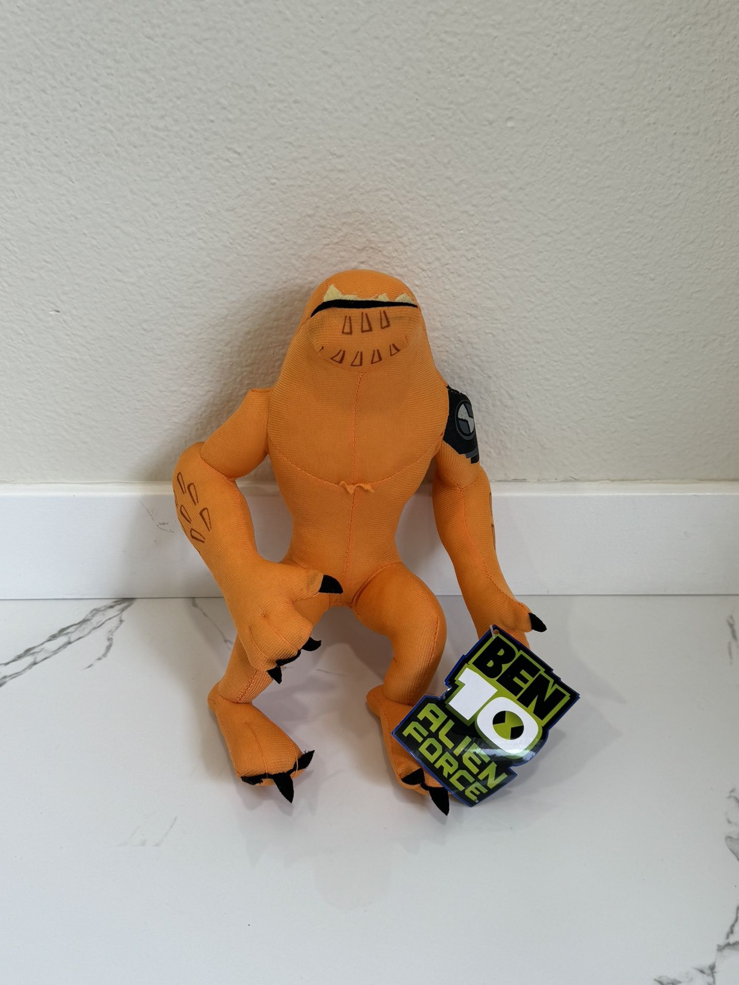 RARE Ben 10 Wildmutt Plush Kellytoy NEW