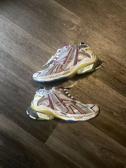 Balenci sneakers Size 8 Men